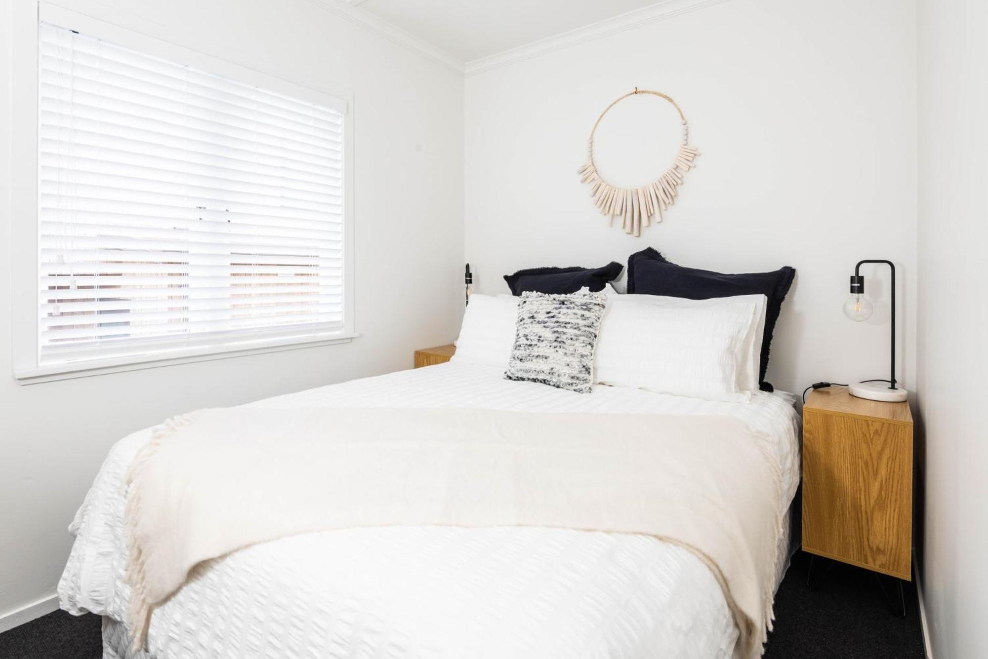 Awesome Beach House On Oceanview Road Mount Maunganui Exterior foto